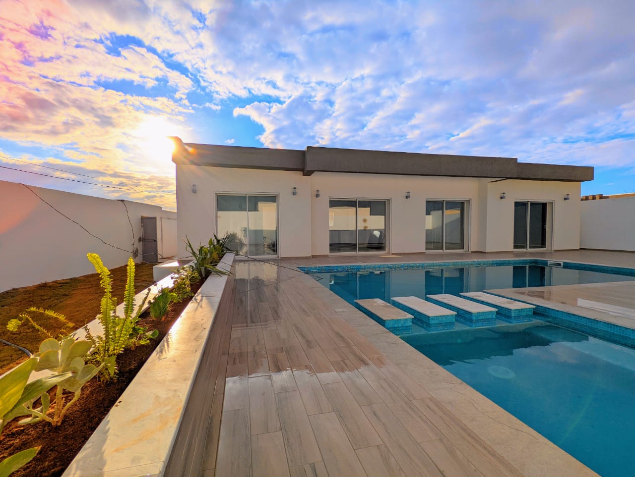 Villa NOVA d'architecte à vendre a Djerba avec piscine ultra moderne
