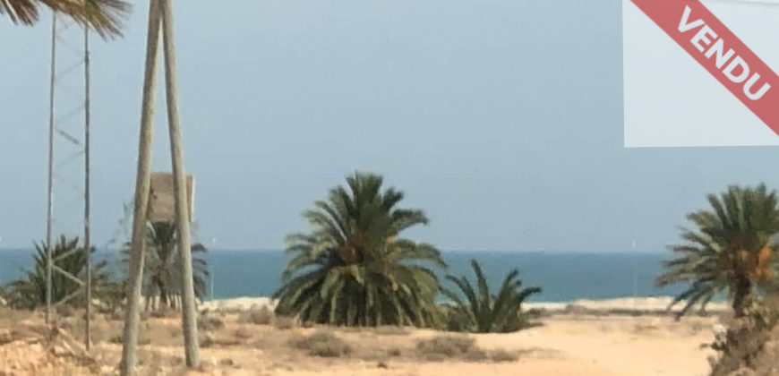 Terrain LAGUNA avec vue de mer dégagée